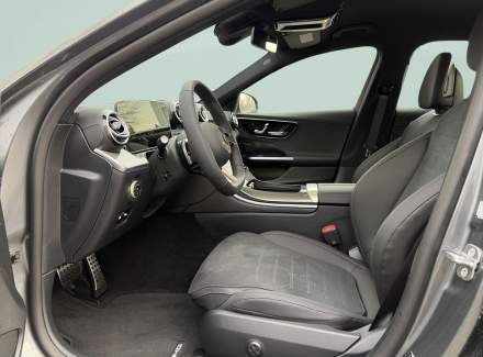 Mercedes-Benz - C-class