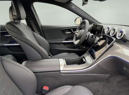 Mercedes-Benz - C-class