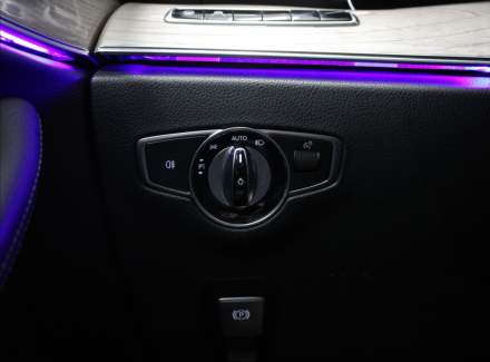 Mercedes-Benz - E-class