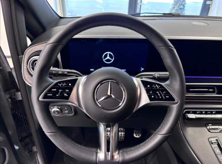 Mercedes-Benz - V-class