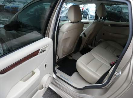 Mercedes-Benz - B-class