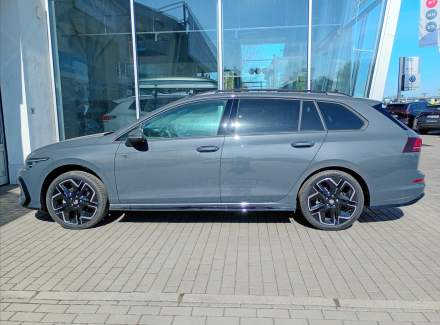 Volkswagen - Golf