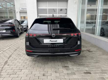 Volkswagen - Passat