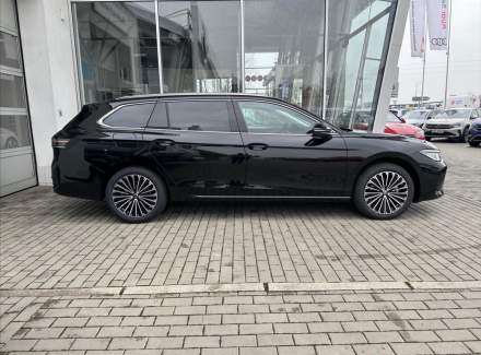 Volkswagen - Passat