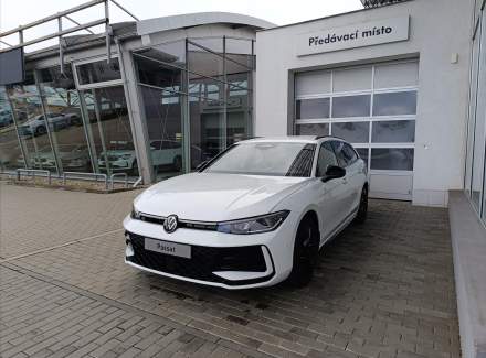 Volkswagen - Passat