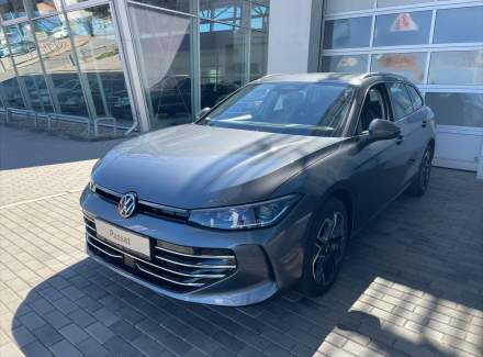 Volkswagen - Passat