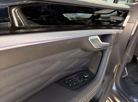 Volkswagen - Touareg
