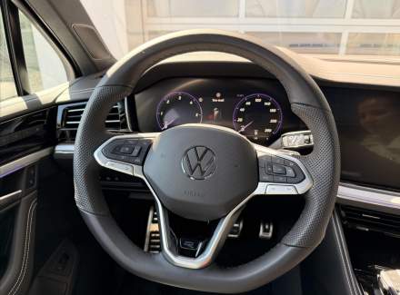 Volkswagen - Touareg