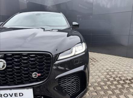 Jaguar - F-Pace