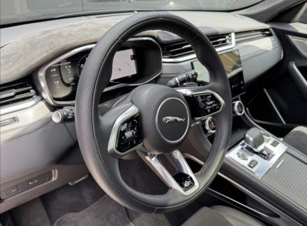 Jaguar - F-Pace