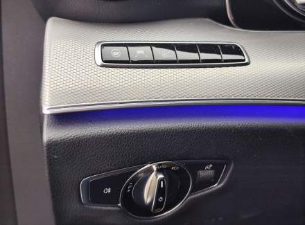 Mercedes-Benz - E-class