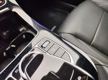 Mercedes-Benz - E-class