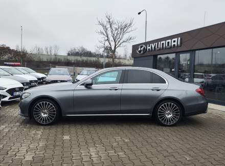 Mercedes-Benz - E-class