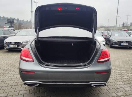 Mercedes-Benz - E-class