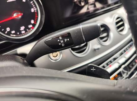 Mercedes-Benz - E-class