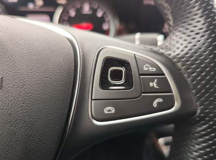 Mercedes-Benz - E-class