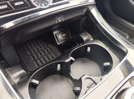 Mercedes-Benz - E-class