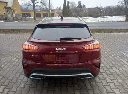 Kia - XCeed