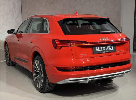 Audi - E-tron