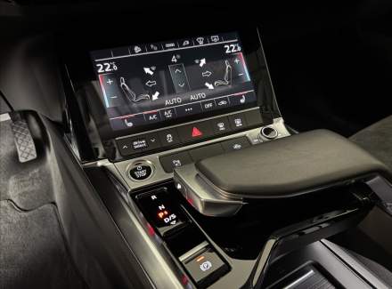 Audi - E-tron