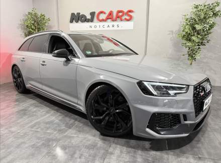 Audi - RS 4