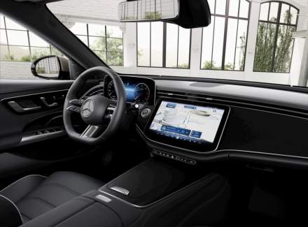 Mercedes-Benz - E-class