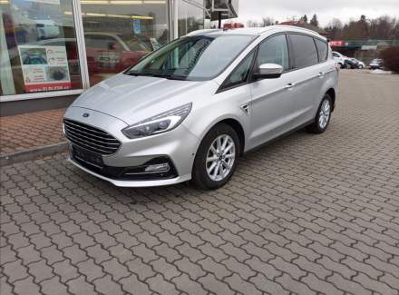 Ford - S-MAX