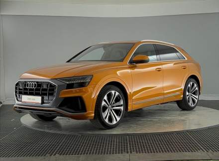 Audi - Q8
