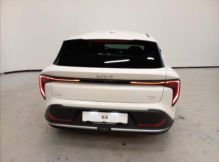 Kia - K4
