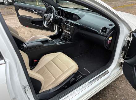 Mercedes-Benz - C-class