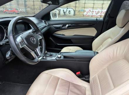 Mercedes-Benz - C-class