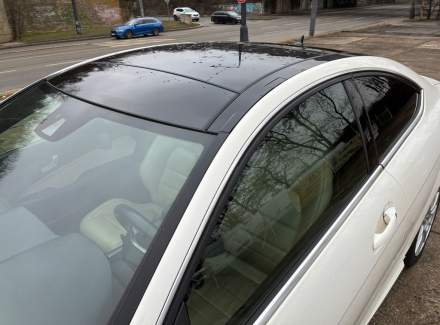 Mercedes-Benz - C-class