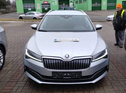 Škoda - Superb