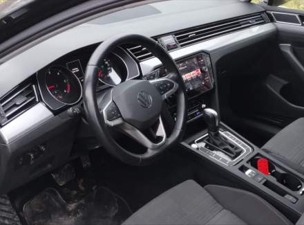 Volkswagen - Passat