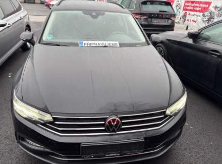 Volkswagen - Passat