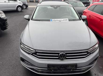 Volkswagen - Passat