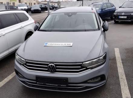 Volkswagen - Passat