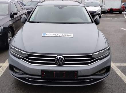 Volkswagen - Passat