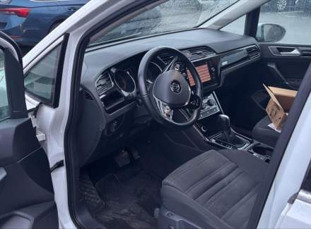 Volkswagen - Touran