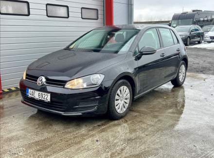 Volkswagen - Golf