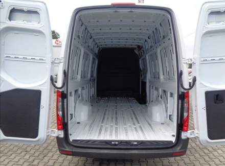 Mercedes-Benz - Sprinter