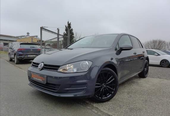 Volkswagen - Golf