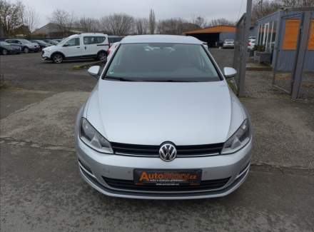 Volkswagen - Golf