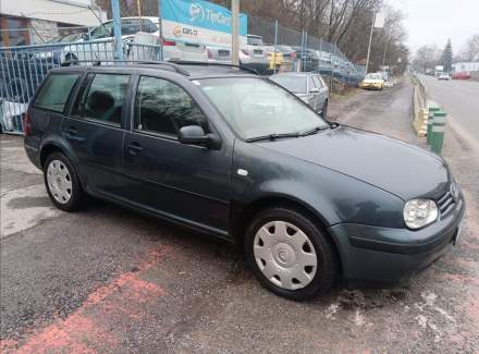Volkswagen - Golf