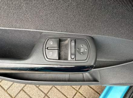 Opel - Corsa