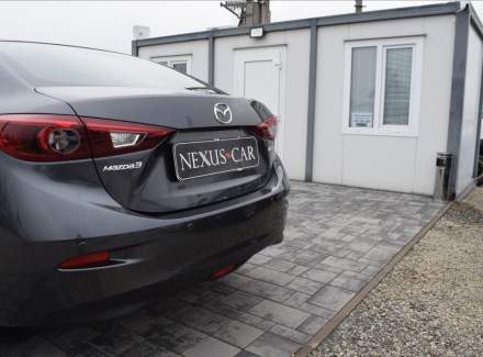 Mazda - 3