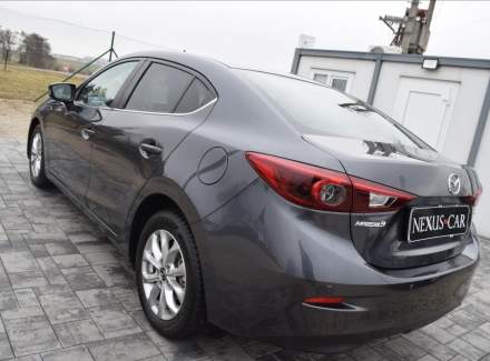 Mazda - 3