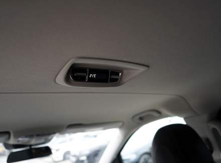 Mercedes-Benz - V-class