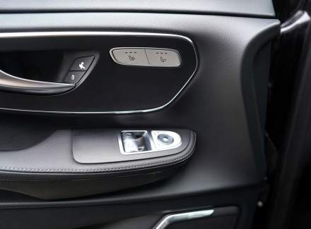 Mercedes-Benz - V-class