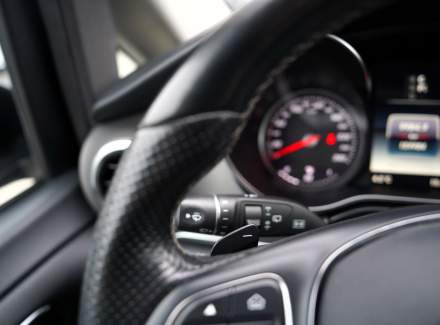 Mercedes-Benz - V-class